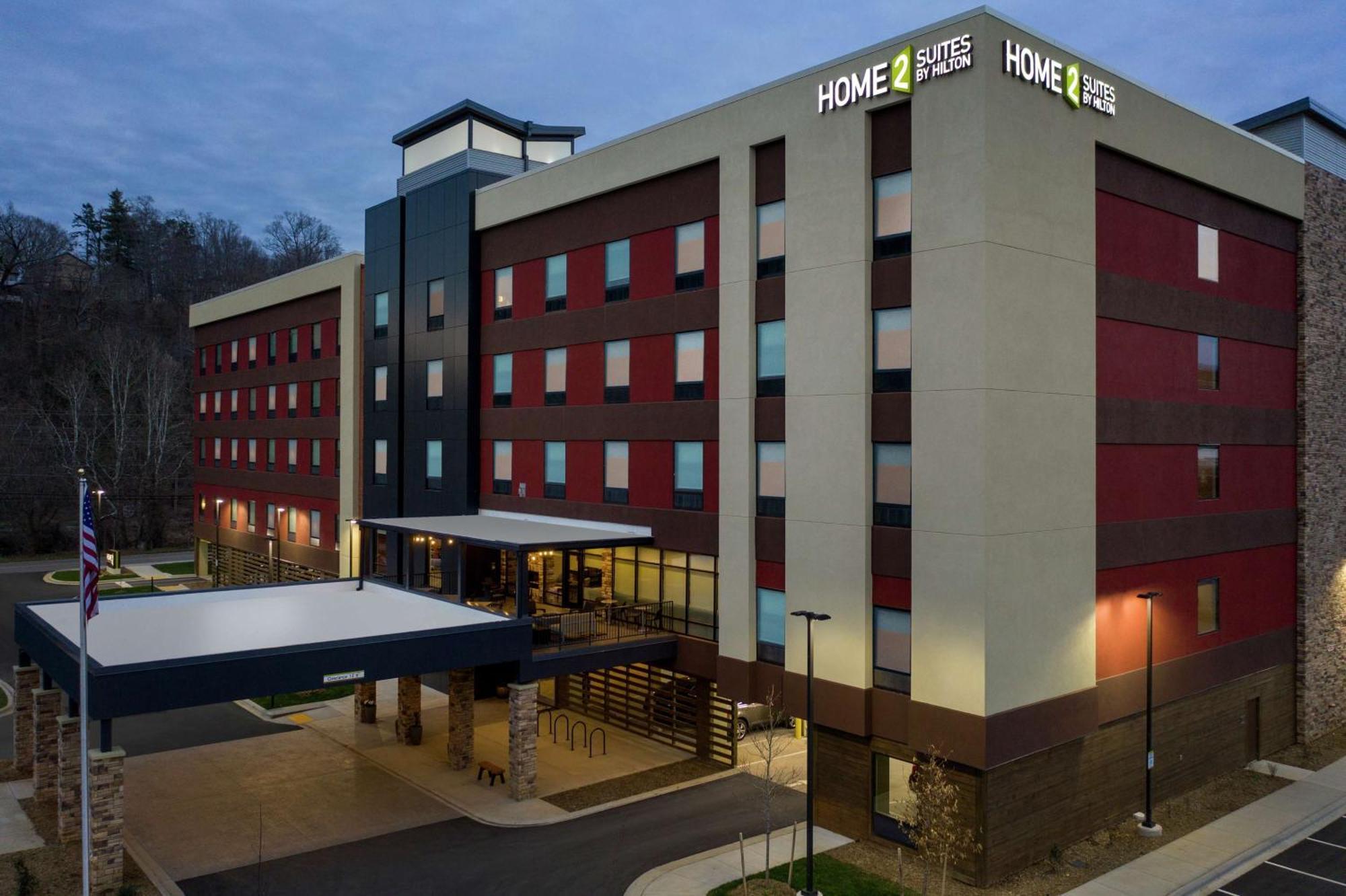 Home2 By Hilton Biltmore Village Hotel